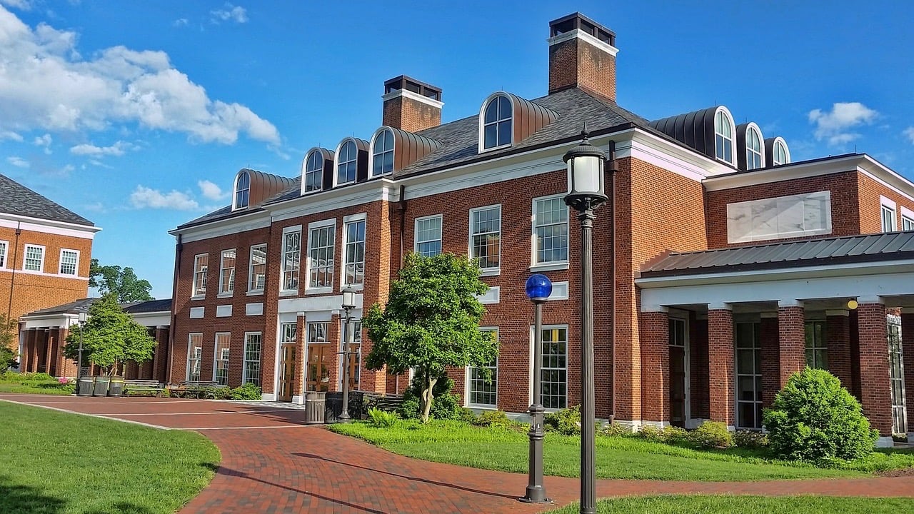 johns-hopkins-university-4236470_1280